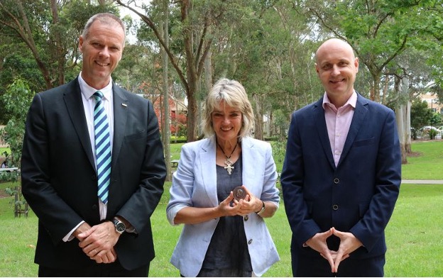 Louise was awarded the Moyal Medal by Professor Magnus Nyden (left) and Professor Samuel Muller (right). Magnus is the Executive Dean, Faculty of Science and Engineering, and Samuel is Head of Department, Department of Mathematics and Statistics. (Picture courtesy: Macquarie University Department of Mathematics and Statistics)